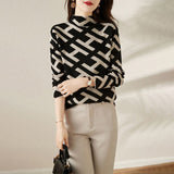 Maeve Pullover in Schwarz und Weiß für Damen – Eleganter, weicher Pullover mit modernem, femininen Schnitt