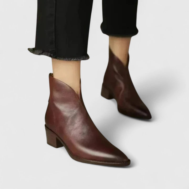 Adelheid | Elegantsed saapad