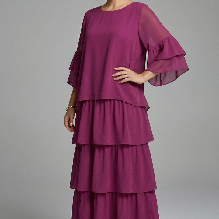 Maxikleid für Damen mit Rundhalsausschnitt und gestuftem Rock