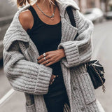 Marlene | Damen Oversized Grobstrick-Cardigan mit Revers und Knöpfen