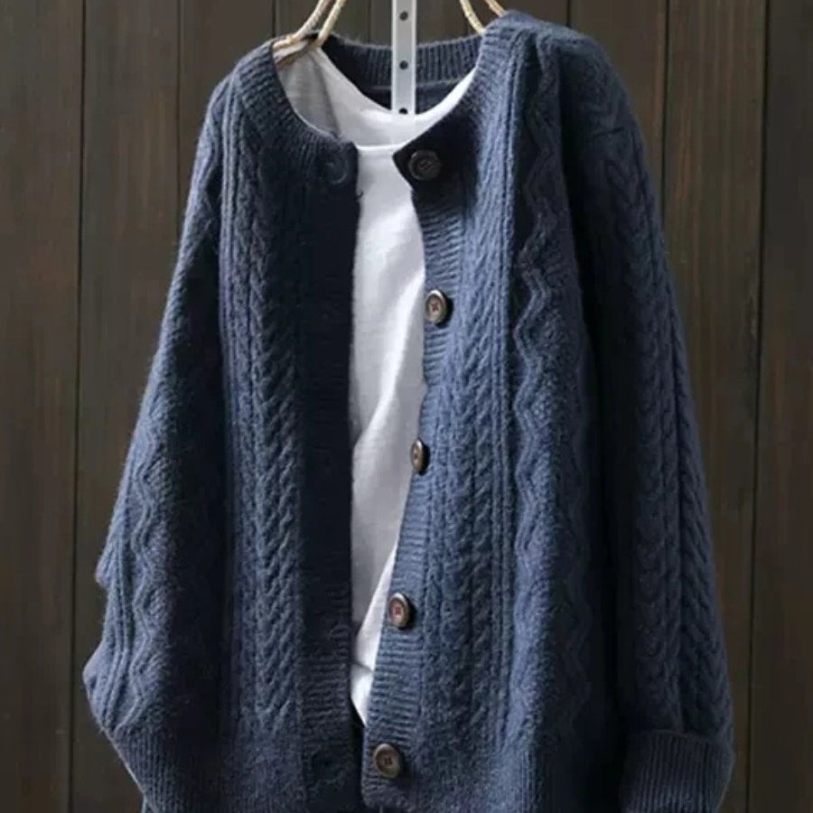 Johanna | Damen Oversized Zopfmuster-Cardigan mit Knopfleiste